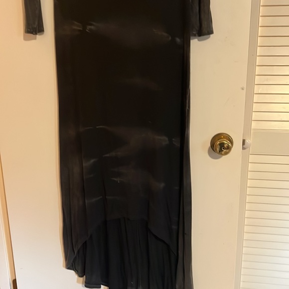 Soft, long sleeved dress - Picture 2 of 3